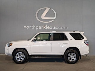 2018 Toyota 4Runner SR5 JTEZU5JR2J5168535 2018 Toyota 4Runner SR5