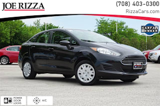 2014 Ford Fiesta S 3FADP4AJ0EM211513 2014 Ford Fiesta S