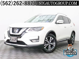 2017 Nissan Rogue SL 5N1AT2MT0HC889321 2017 Nissan Rogue SL