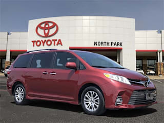 2020 Toyota Sienna XLE 8-Passenger 5TDYZ3DC2LS043710 2020 Toyota Sienna XLE 8-Passenger
