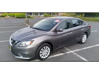 2017 Nissan Sentra S 3N1AB7AP2HY215533 2017 Nissan Sentra S