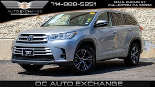 2018 Toyota Highlander LE 5TDZARFH8JS037964 2018 Toyota Highlander LE
