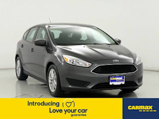 2018 Ford Focus SE 1FADP3K28JL240285 2018 Ford Focus SE