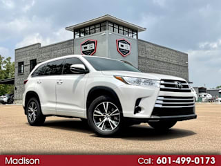 2017 Toyota Highlander LE 5TDZARFH4HS028088 2017 Toyota Highlander LE