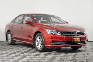 2018 Volkswagen Passat 1VWAA7A34JC025712 2018 Volkswagen Passat