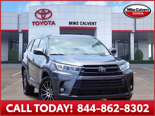 2018 Toyota Highlander SE 5TDKZRFH8JS540484 2018 Toyota Highlander SE