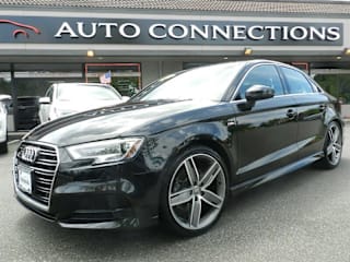 2018 Audi A3 2.0T quattro Premium Plus WAUJ8GFF8J1050316 2018 Audi A3 2.0T quattro Premium Plus