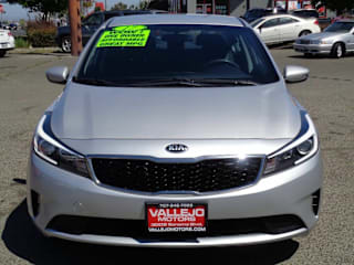 2017 Kia Forte LX 3KPFK4A72HE011494 2017 Kia Forte LX