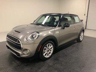 2017 MINI Hardtop 2 Door WMWXP7C36H2A46134 2017 MINI Hardtop 2 Door