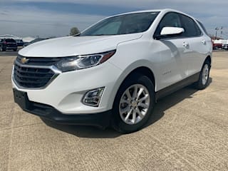 2018 Chevrolet Equinox LT 2GNAXJEV2J6317269 2018 Chevrolet Equinox LT