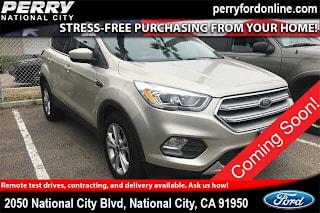 2017 Ford Escape SE 1FMCU0GDXHUD59334 2017 Ford Escape SE