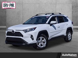 2019 Toyota RAV4 XLE 2T3W1RFV7KC030854 2019 Toyota RAV4 XLE