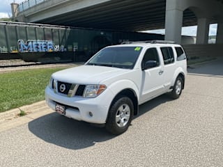 2005 Nissan Pathfinder LE 5N1AR18W75C763059 2005 Nissan Pathfinder LE