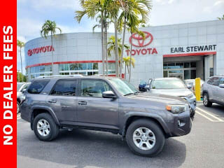 2015 Toyota 4Runner SR5 JTEZU5JR9F5089256 2015 Toyota 4Runner SR5