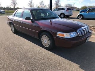 2005 Ford Crown Victoria Base 2FAFP73W35X137754 2005 Ford Crown Victoria Base