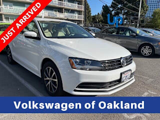 2018 Volkswagen Jetta 3VWDB7AJ2JM260679 2018 Volkswagen Jetta