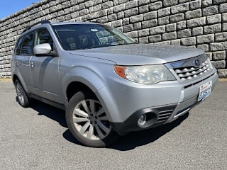 2011 Subaru Forester 2.5X Limited JF2SHAEC0BH747923 2011 Subaru Forester 2.5X Limited