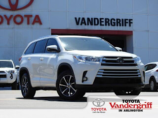 2018 Toyota Highlander XLE 5TDKZRFH8JS534099 2018 Toyota Highlander XLE
