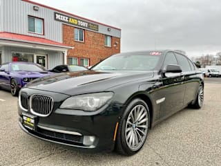 2009 BMW 7 Series WBAKB83559CY59070 2009 BMW 7 Series