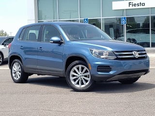 2017 Volkswagen Tiguan 2.0T Limited S 4Motion WVGBV7AXXHK045134 2017 Volkswagen Tiguan 2.0T Limited S 4Motion
