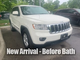 2012 Jeep Grand Cherokee Laredo 1C4RJEAG2CC230235 2012 Jeep Grand Cherokee Laredo