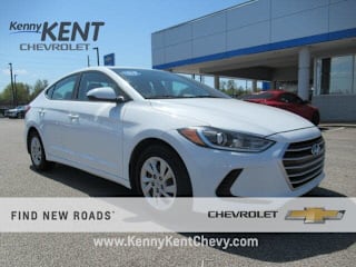 2017 Hyundai Elantra 5NPD74LF4HH102596 2017 Hyundai Elantra