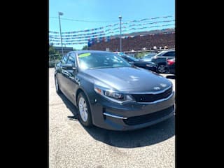 2017 Kia Optima 5XXGT4L35HG172117 2017 Kia Optima