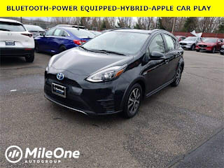 2018 Toyota Prius c JTDKDTB33J1605177 2018 Toyota Prius c