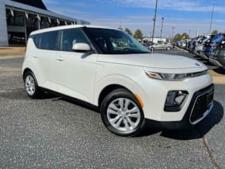 2020 Kia Soul KNDJ23AU1L7703975 2020 Kia Soul