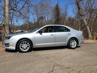 2011 Ford Fusion S 3FAHP0GA8BR337280 2011 Ford Fusion S