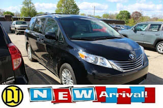 2017 Toyota Sienna XLE 8-Passenger 5TDYZ3DC3HS799716 2017 Toyota Sienna XLE 8-Passenger