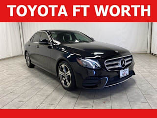 2019 Mercedes-Benz E-Class E 300 WDDZF4JB9KA593986 2019 Mercedes-Benz E-Class E 300