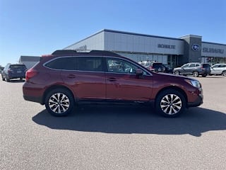 2017 Subaru Outback 3.6R Limited 4S4BSENC8H3415558 2017 Subaru Outback 3.6R Limited