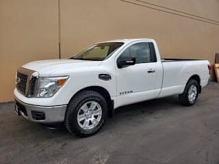 2017 Nissan Titan SV 1N6AA1R89HN556819 2017 Nissan Titan SV