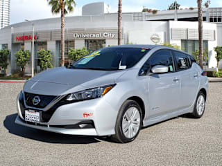 2018 Nissan LEAF 1N4AZ1CP0JC308851 2018 Nissan LEAF