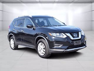 2017 Nissan Rogue SV KNMAT2MV5HP589000 2017 Nissan Rogue SV