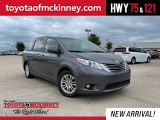 2017 Toyota Sienna XLE 8-Passenger 5TDYZ3DC7HS891427 2017 Toyota Sienna XLE 8-Passenger