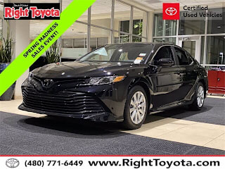 2019 Toyota Camry LE 4T1B11HK0KU818417 2019 Toyota Camry LE