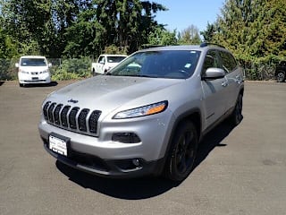 2018 Jeep Cherokee Latitude 1C4PJLCB0JD531395 2018 Jeep Cherokee Latitude