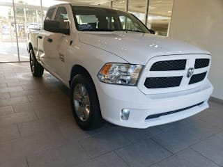 2019 Ram Pickup 1500 Classic Express 1C6RR6FG6KS528631 2019 Ram Pickup 1500 Classic Express