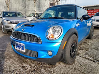 2010 MINI Cooper WMWMF7C51ATX43389 2010 MINI Cooper