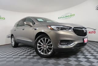 2018 Buick Enclave Premium 5GAEVBKW9JJ125029 2018 Buick Enclave Premium