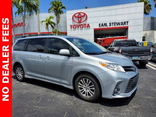 2020 Toyota Sienna XLE 8-Passenger 5TDYZ3DC7LS030547 2020 Toyota Sienna XLE 8-Passenger