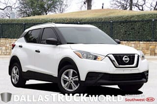 2019 Nissan Kicks S 3N1CP5CU5KL518070 2019 Nissan Kicks S