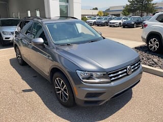 2019 Volkswagen Tiguan 2.0T SE 4Motion 3VV2B7AX1KM201205 2019 Volkswagen Tiguan 2.0T SE 4Motion