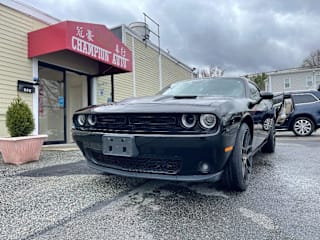 2016 Dodge Challenger SXT 2C3CDZAG0GH158401 2016 Dodge Challenger SXT