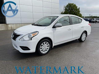 2016 Nissan Versa 1.6 SV 3N1CN7AP8GL838456 2016 Nissan Versa 1.6 SV