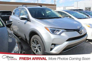 2018 Toyota RAV4 JTMRFREVXJD228676 2018 Toyota RAV4