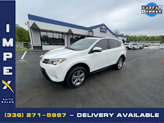 2015 Toyota RAV4 XLE JTMRFREV4FJ020401 2015 Toyota RAV4 XLE