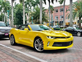 2018 Chevrolet Camaro 1G1FB3DS2J0129515 2018 Chevrolet Camaro